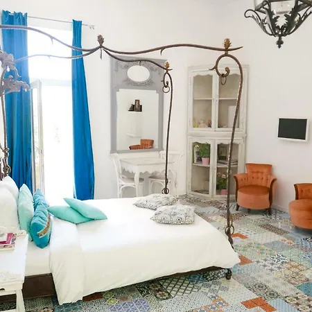 Vieux Port Panier Jardin مارسيليا