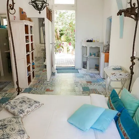 Vieux Port Panier Jardin * مارسيليا